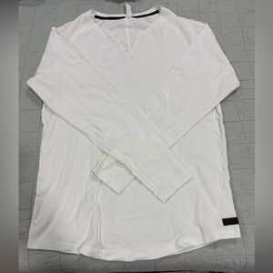 Alphalete Men’s Lux Long Sleeve Henley Shirt White Size Medium